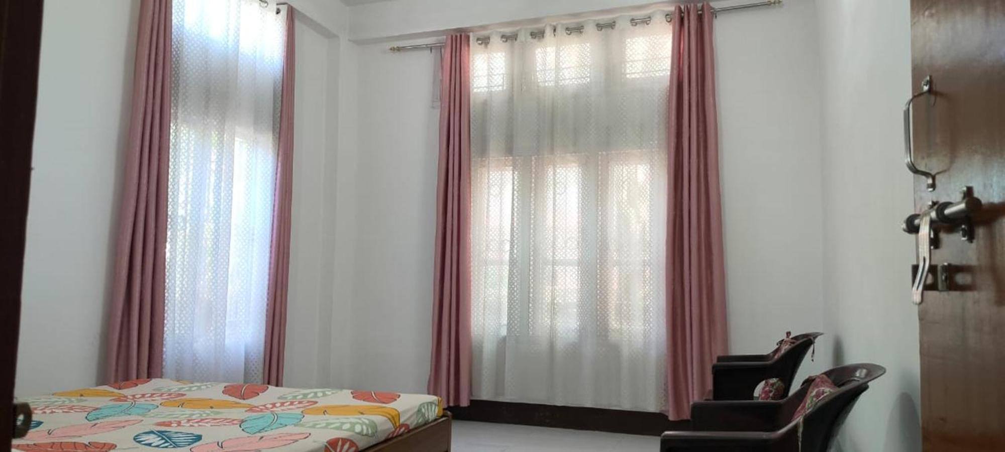 Primrose Homestay グワーハーティー エクステリア 写真